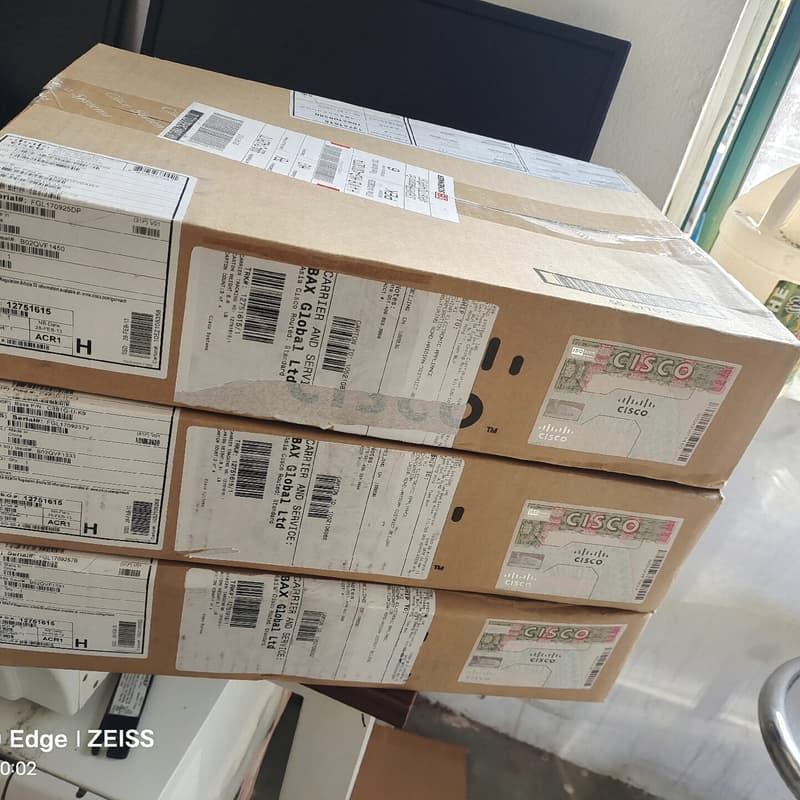 全新 CISCO C881G-U-K9 千兆路由器 实物图片--议价商品