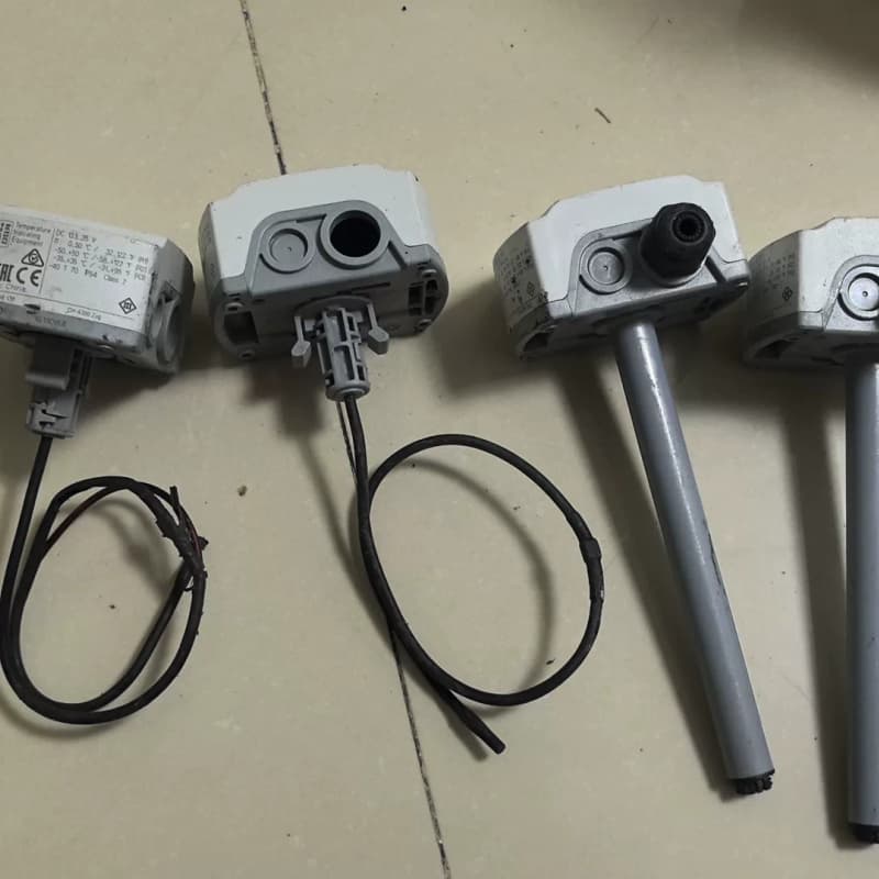 打包价西门子温度传感器QAM2171.040两个和QFM21--议价商品
