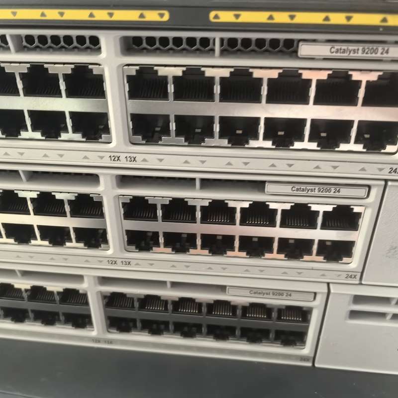 出Cisco C9200-24T-A 24口千兆交换机,型号--议价商品