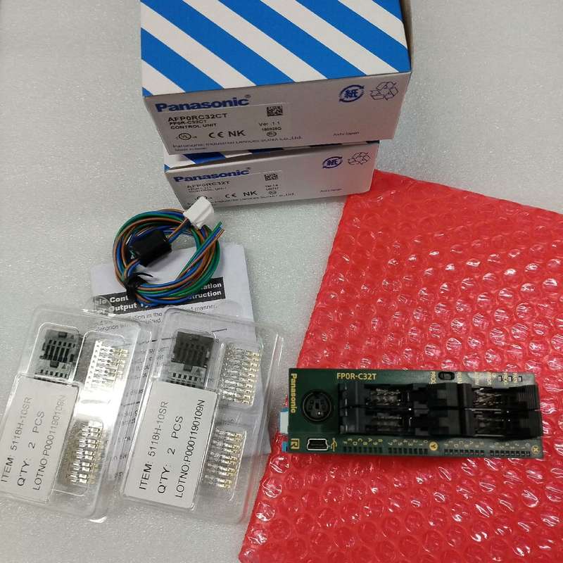 松下FP0R-C32T FP0R-C32CT编程器原装正品，--议价商品