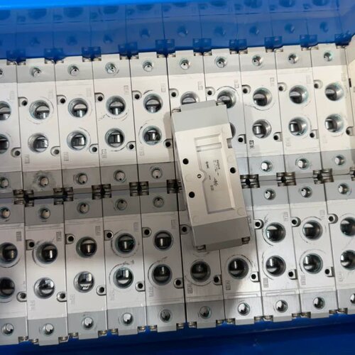 SMC气控阀VFA5220-03，拆机，成色很新，24个--议价商品