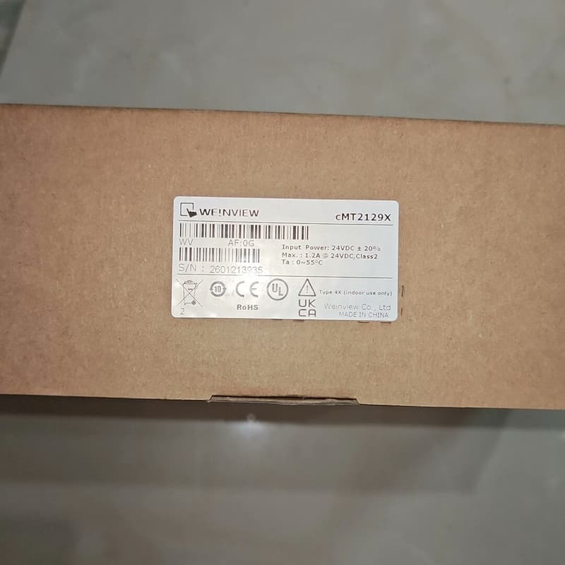 威纶通cMT2129X触摸屏,12寸触摸屏--议价商品