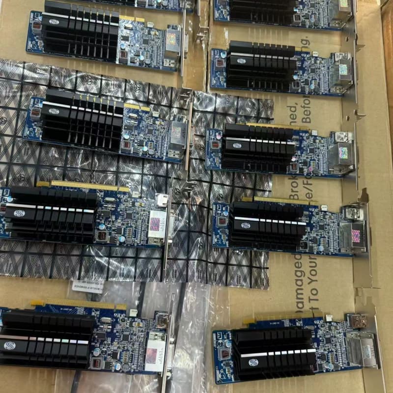 全新蓝宝石电脑显卡，全新未拆封！1GB显存容量，功能完好无维--