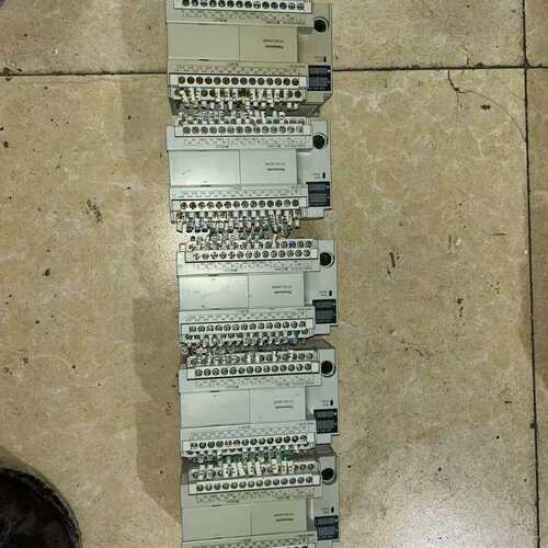 松下PLC（AFPX0L40MR-F）二手拆机，成色不错，功--议价商品