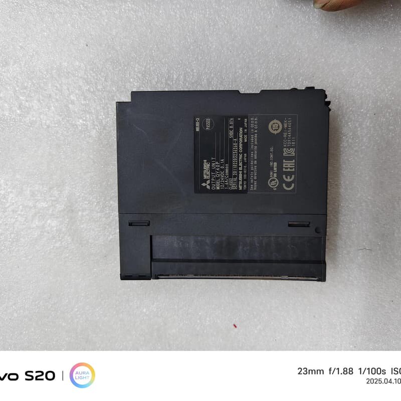 三菱PLC编程 QY40P输出模块 二手拆机成色看图 现货拍--议价商品