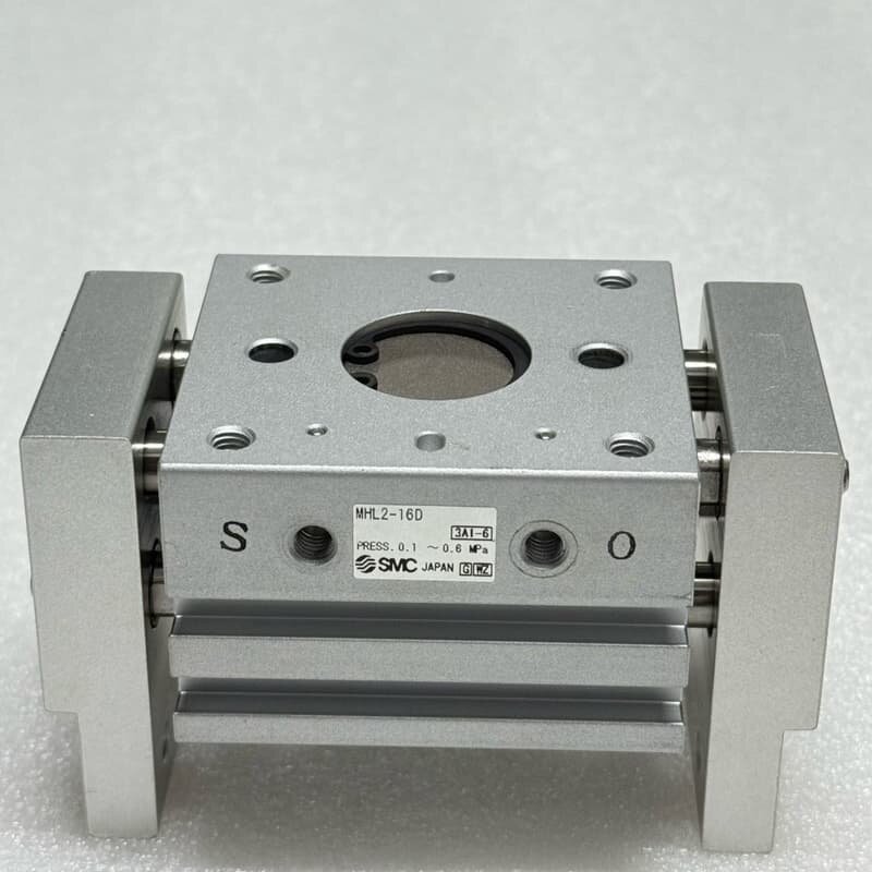 SMC阔型夹爪气缸MHL2-16D,原装正品,实物拍摄,成色--议价商品