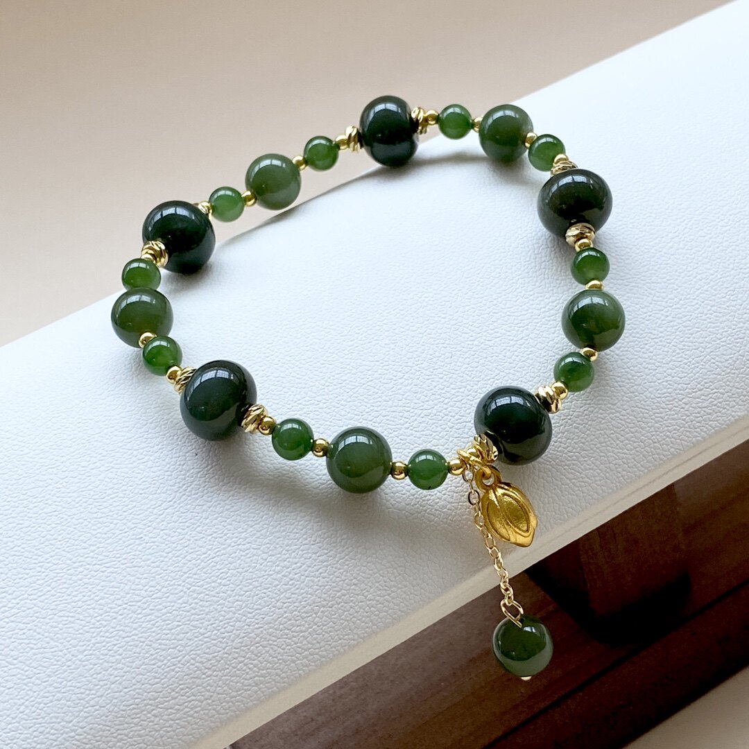 天然和田玉碧玉手串女国