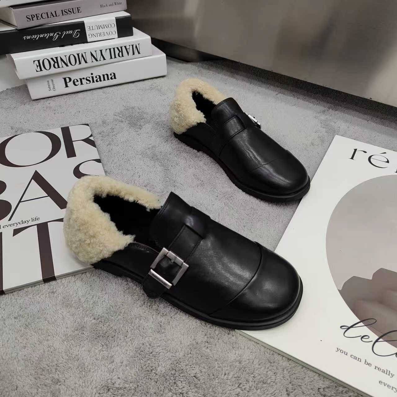 英伦风小皮鞋女2025冬季新款头层牛皮纯羊毛平底舒适加绒乐福鞋女