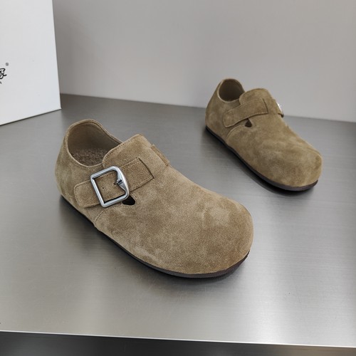 羊毛垫勃肯鞋一字扣磨砂牛皮女鞋2025秋新款圆头平底一脚蹬棉单鞋