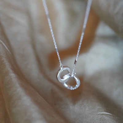 茶花白原创纯银环环相扣项链