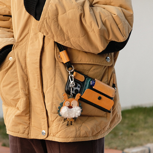 斜跨可背真皮可装 16pro创意小众保护套 车钥匙烟打火机卡多功能支架手机壳带手提绳适用iphone17promax苹果15