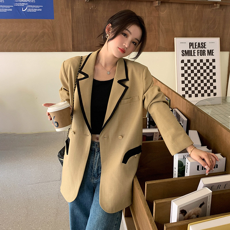 高级气质感女神范卡其色短款西装外套女春秋超火好看宽松夹克上衣,女装西装,浙宝229