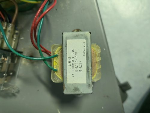 yuwell 鱼跃7A-23D21V 24V电动吸引器变压器  220V转21V 全新5VA