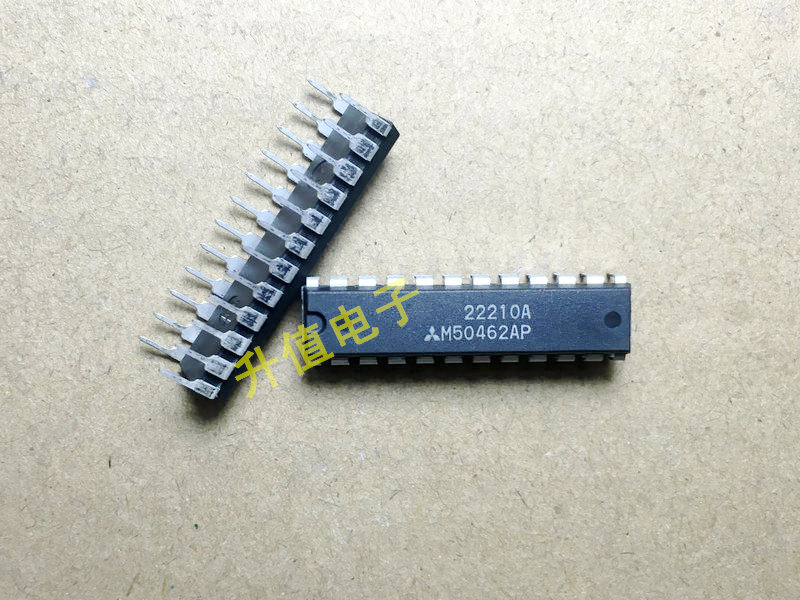 《双皇冠》全新原装M50462AP