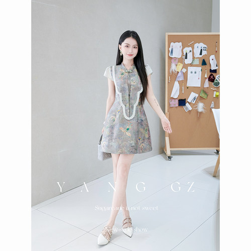 五彩祥云凤凰纹显瘦连衣裙女