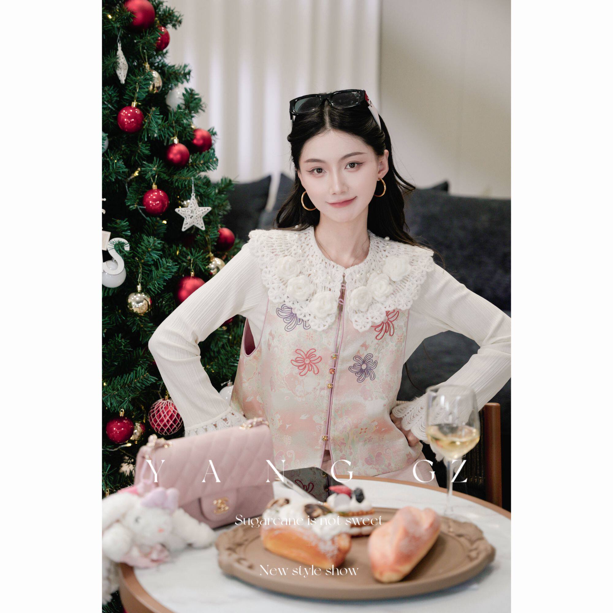新中式粉色刺绣马甲女秋冬季