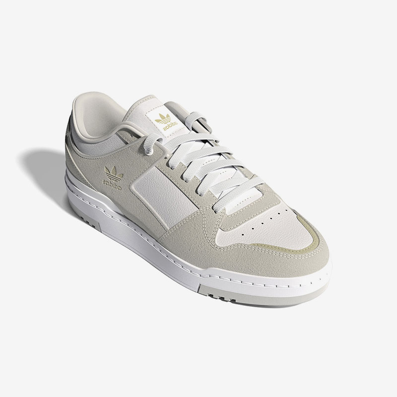 阿迪达斯男女低帮板鞋