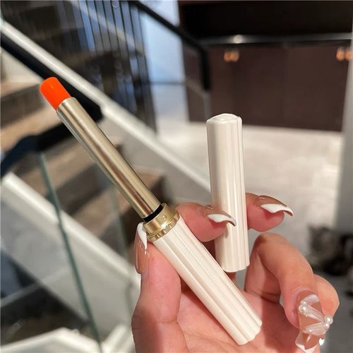 NOVO唇膏保湿滋润补水变色唇蜜