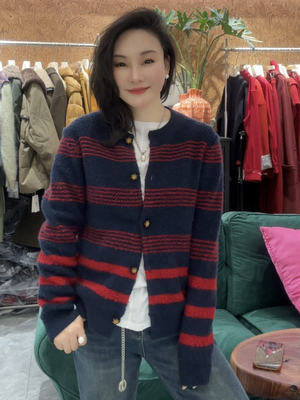 安西娅 条纹羊绒小香风针织开衫上衣