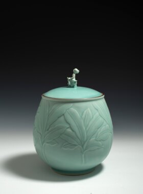 龙泉省大师雷慧仙青瓷手工作品《版纳印象》系列二家居摆件茶叶罐