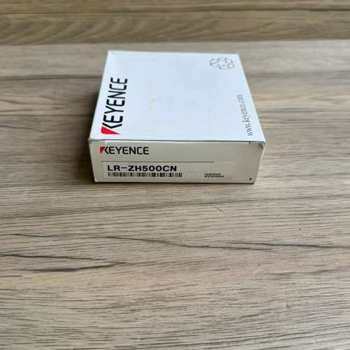 LR-ZH500CN 基恩士光电传感器 全新原包装 议价