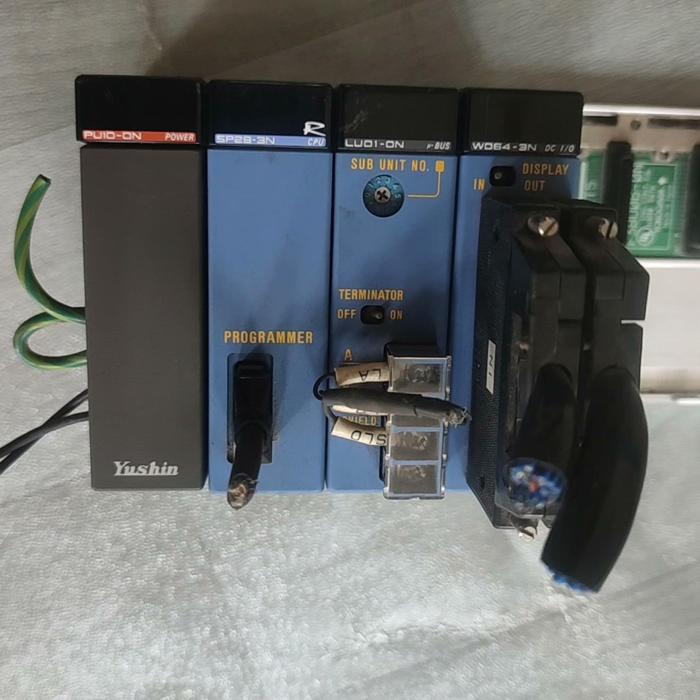 友信Yushin拆机plc 成色美丽原装拆机F3PLU0