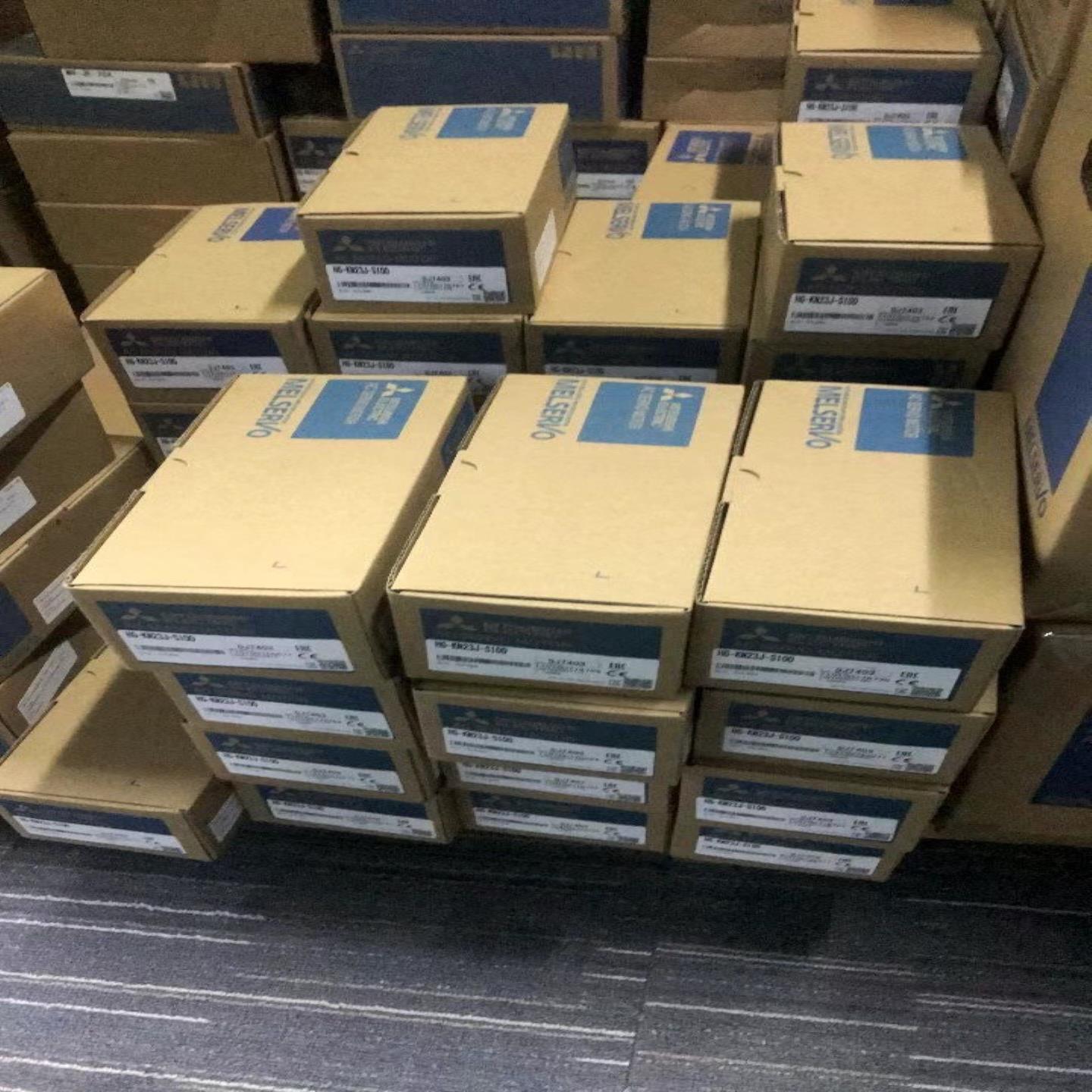 全新未拆封的三菱伺服电机型号HG-KR23J-S100质