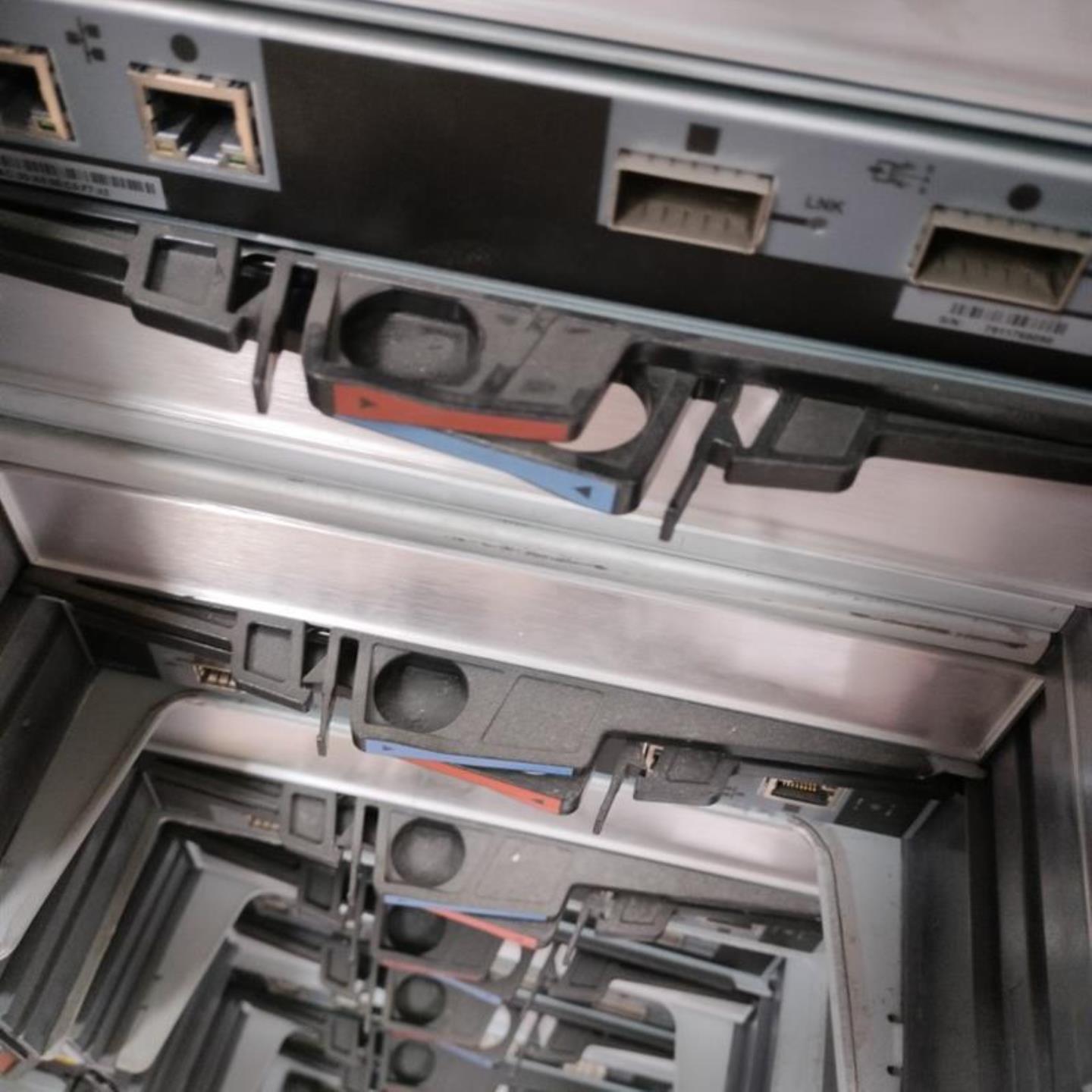 NetApp 111-00190+B4 DS2246拆机模块