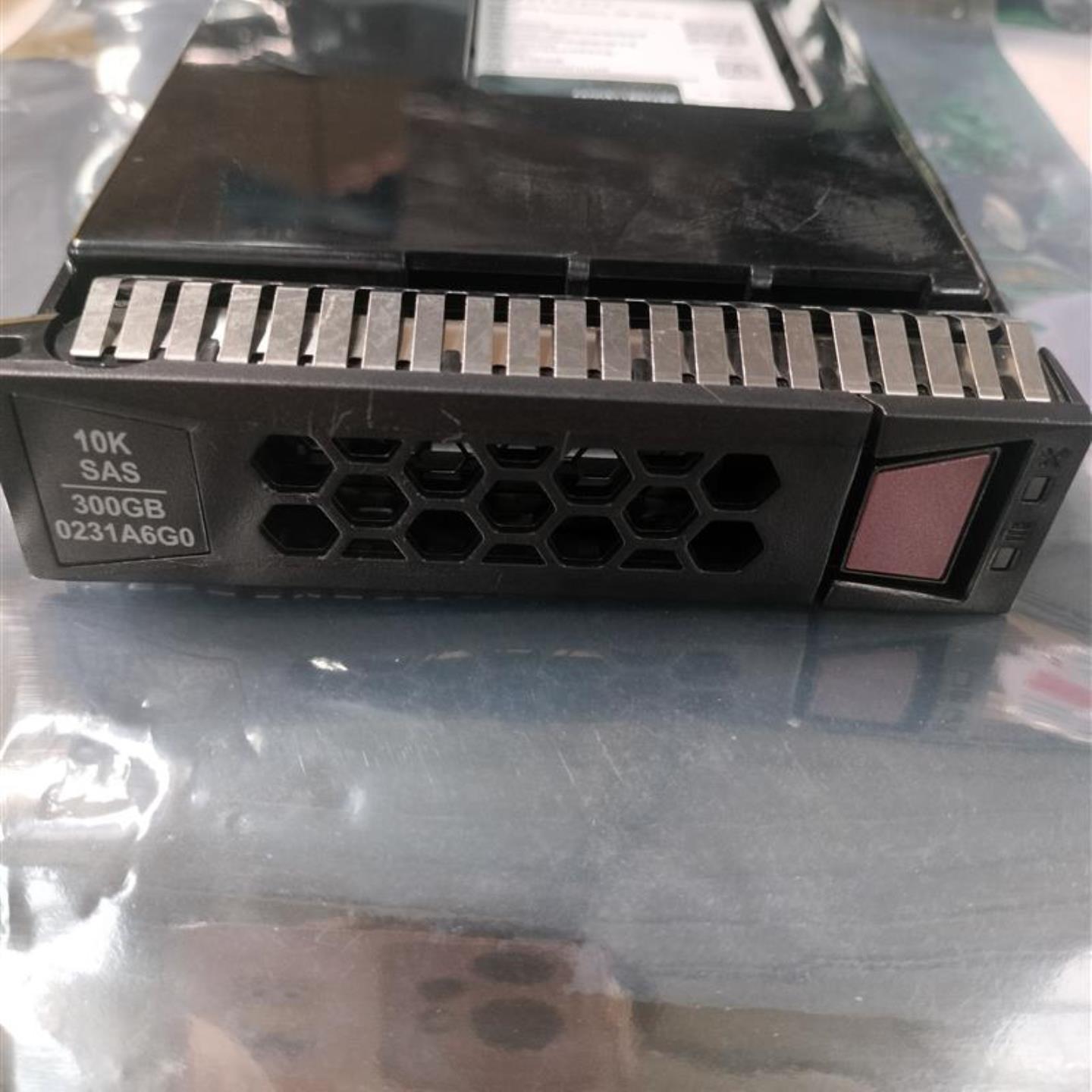 H3C新华三 0231A6G0 300G SAS 10K 12GB 25寸 ST300MM0048