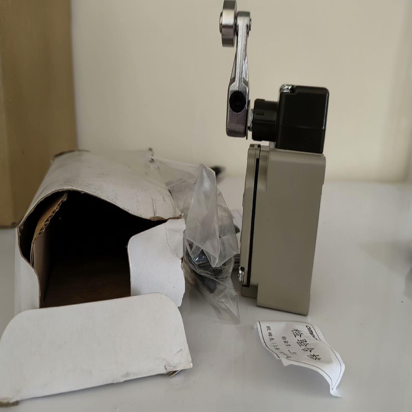 WLMCA2-LDK13-N行程开关实物图外包