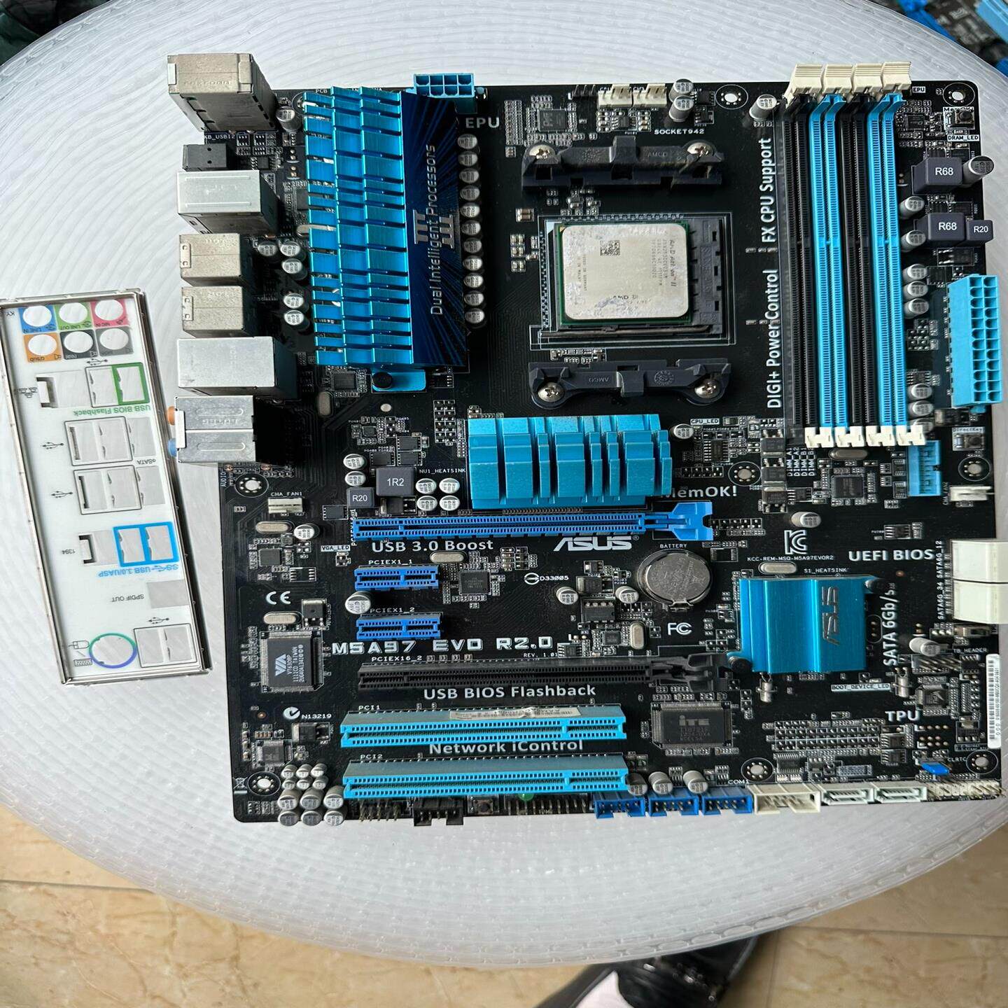 华硕 M5A97 EVD R20 主板功能完好送如图CP
