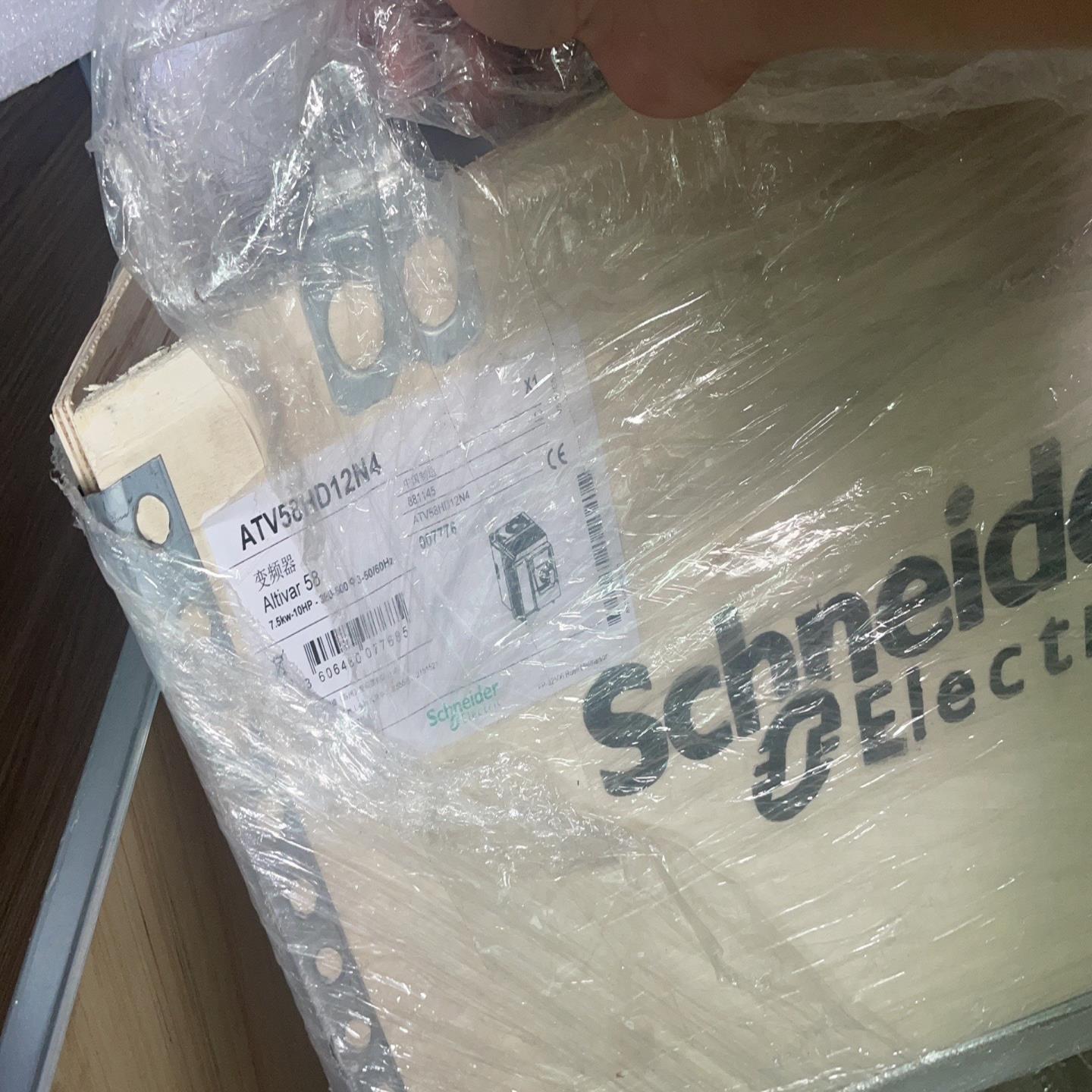 ATV58HD33N4X变频器质保一年包装齐全