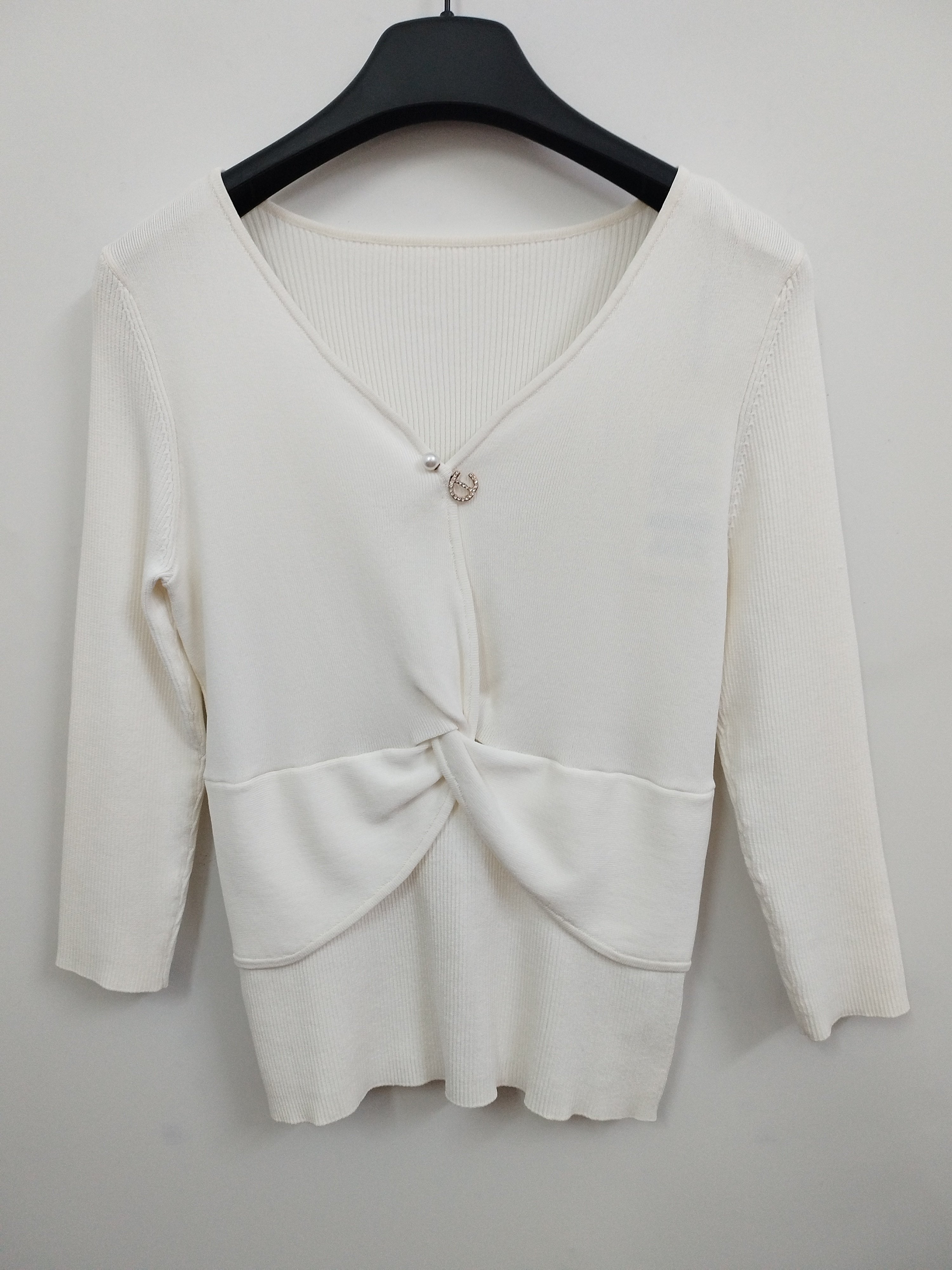 IDOLE奕多 高级感优雅风V领纯色修身七分袖针织衫 S/L码