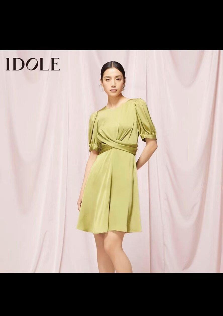 IDOLE奕多 高级感缎面圆领交叉设计半袖气质显瘦A字连衣裙 L码