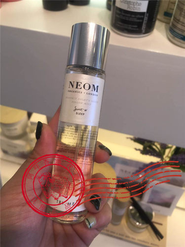 助眠舒缓甜睡喷雾neom