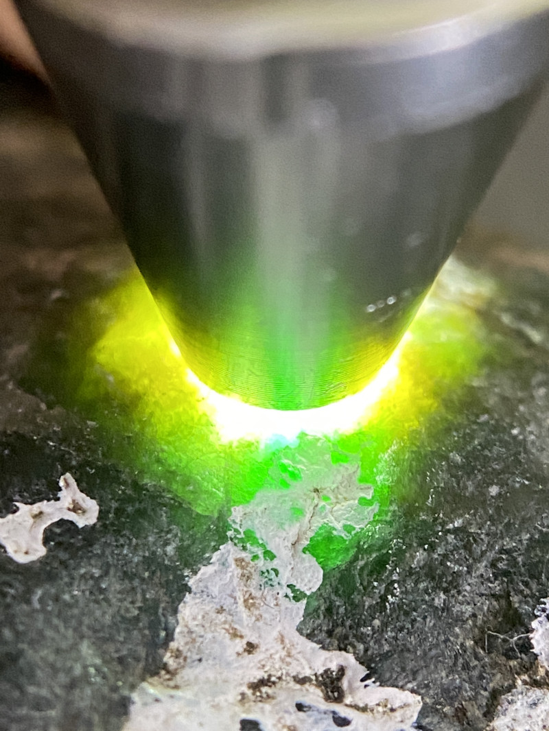 莫西沙老象皮脱沙黄加绿牌子手把件料子缅甸天然翡翠原石玉石色料