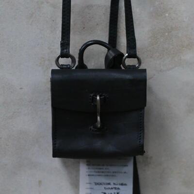 预 Tagliovivo 微型手提斜挎包 DOCTOR MICRO 工匠手作 意大利