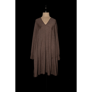 手工花染 针织V领衫 古典 25秋冬 Mutedance