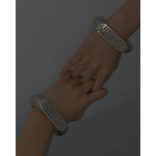 预 Parts of Four 罗马手镯 多个钻石切片 哑光纯银