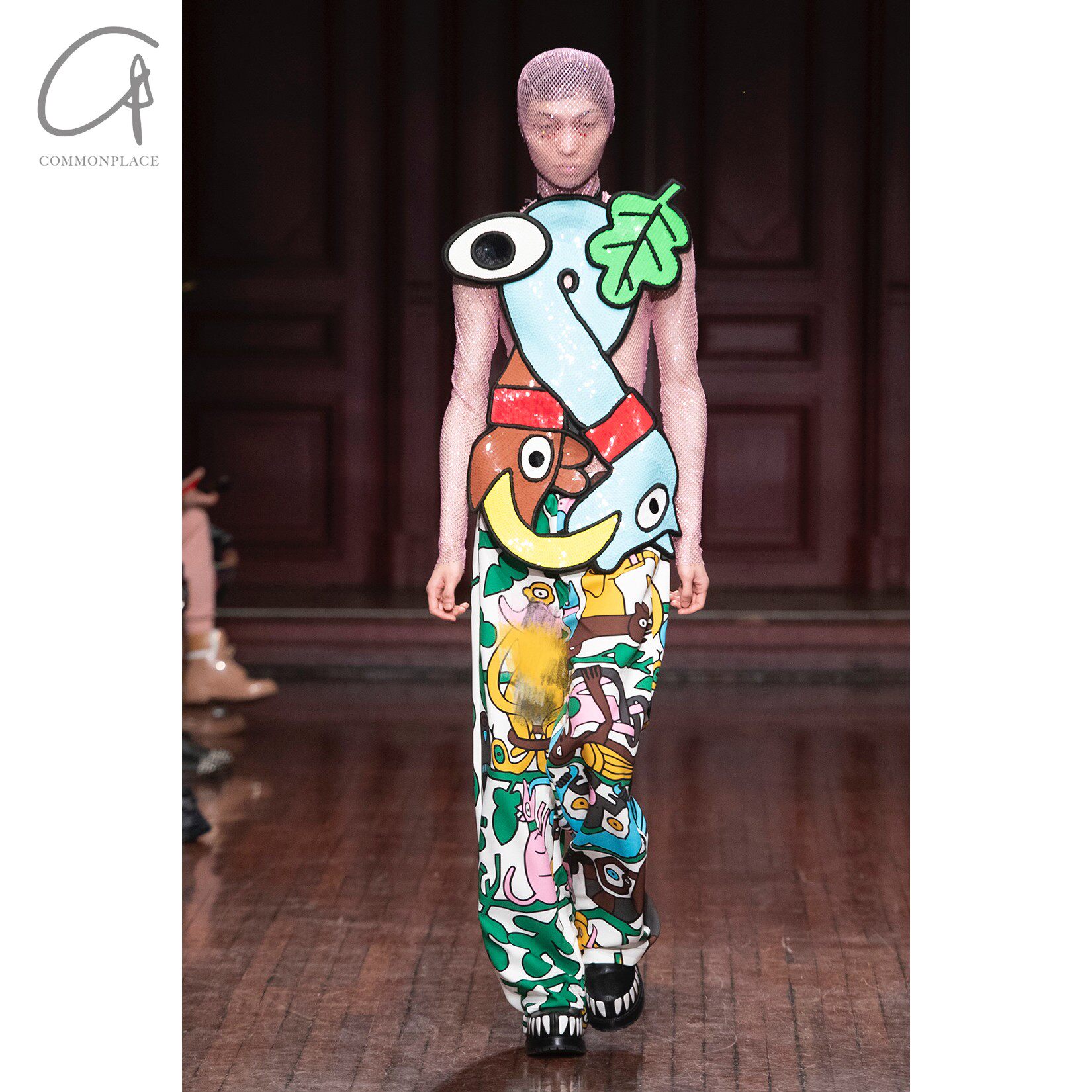 Walter Van Beirendonck  带有亮片上衣系列