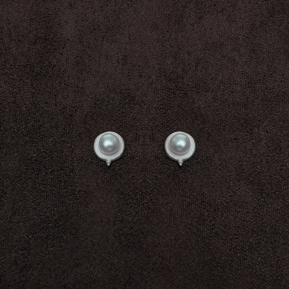 OLIO E ACETO 纯银珍珠涟漪耳钉