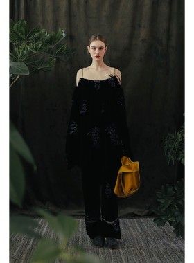 40%OFF Mutedance 丝绒刺绣裤