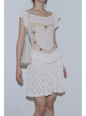 40%OFF NAN KNITS  渐变花形镂空半身裙