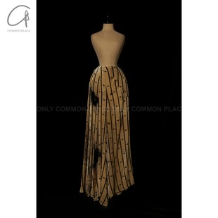 丝绒印花半身裙 23春夏 commonplace Mutedance 40%OFF