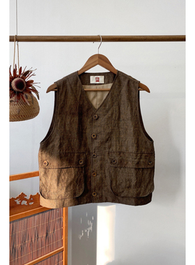 AVIVA JIFEI XUE 单排扣背心马甲 commonplace 品牌集合店