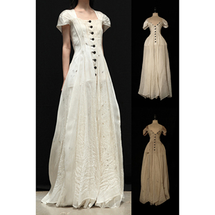 Mutedance 束腰连衣裙 贝壳袖