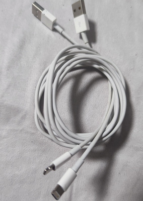 苹果数据线lightningusb接口