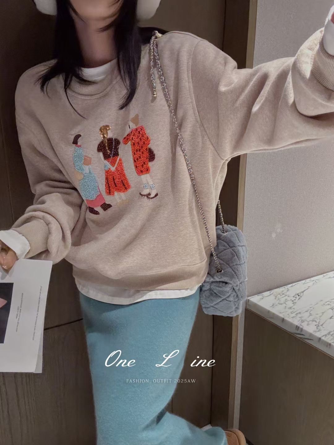 2025新款女装时尚气质百搭显瘦刺绣加厚卫衣
