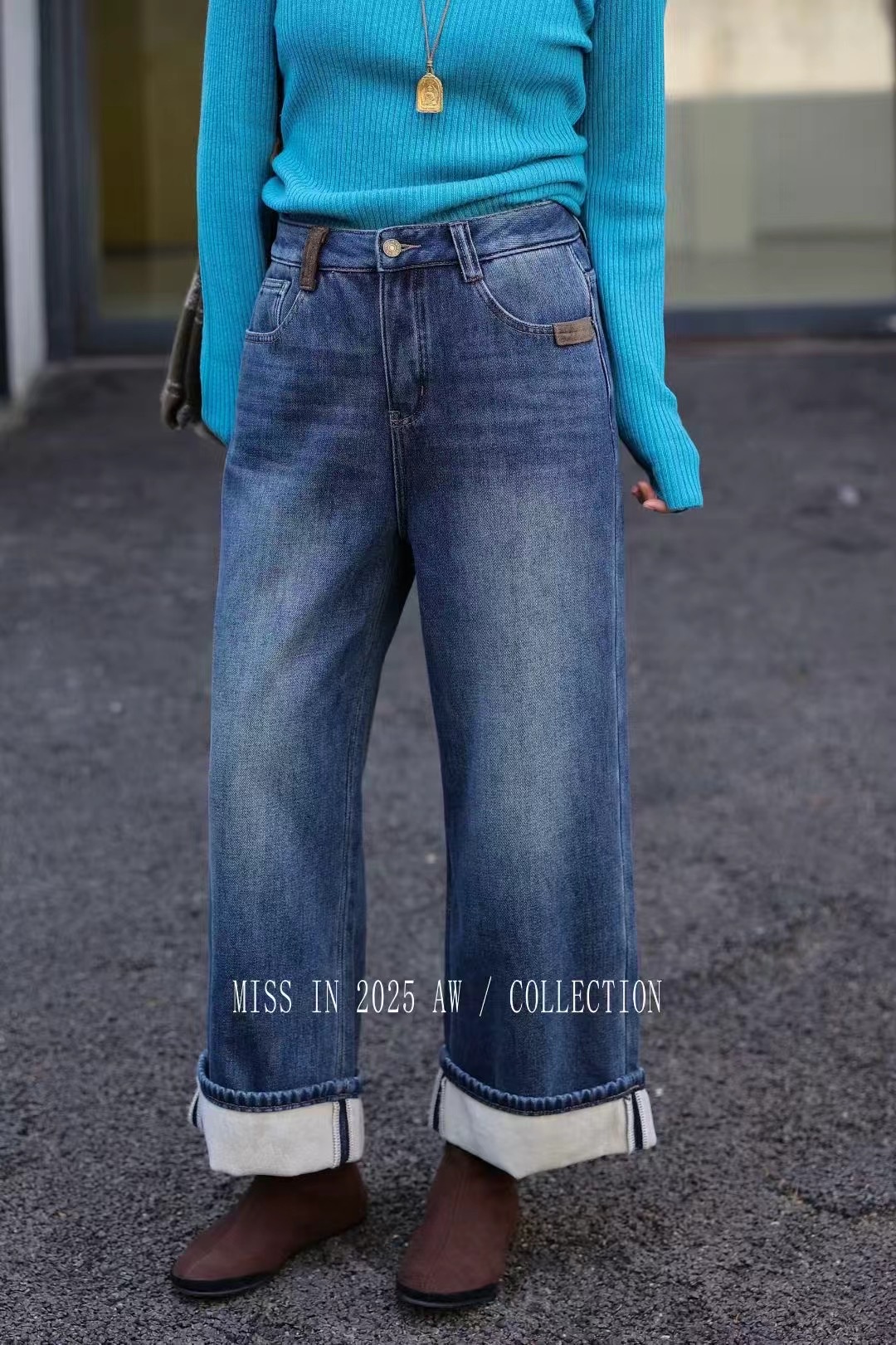 2025新款女装时尚气质百搭加厚牛仔裤