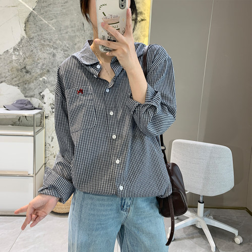 复古纯棉格子刺绣宽松长袖衬衫女